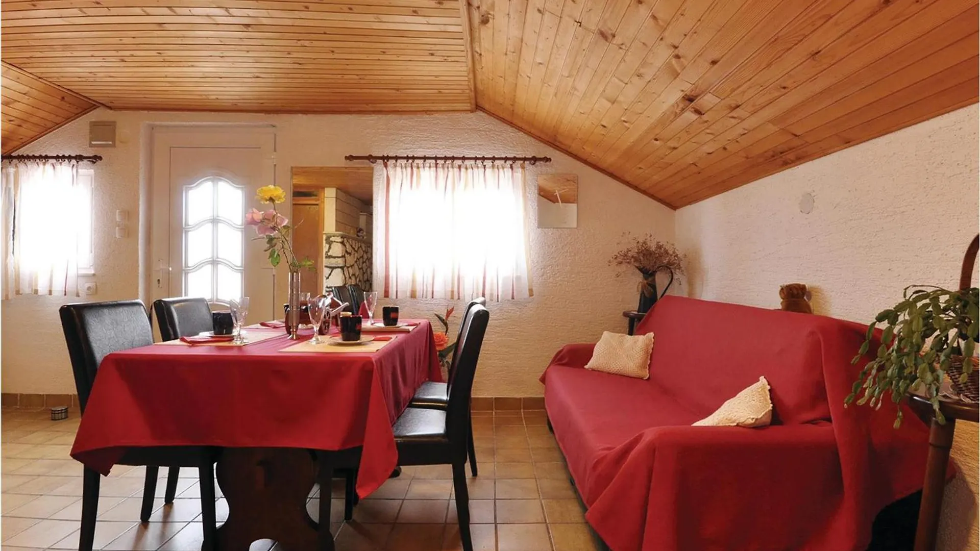 Awesome Home In Privlaka With Wifi بيت للعطل